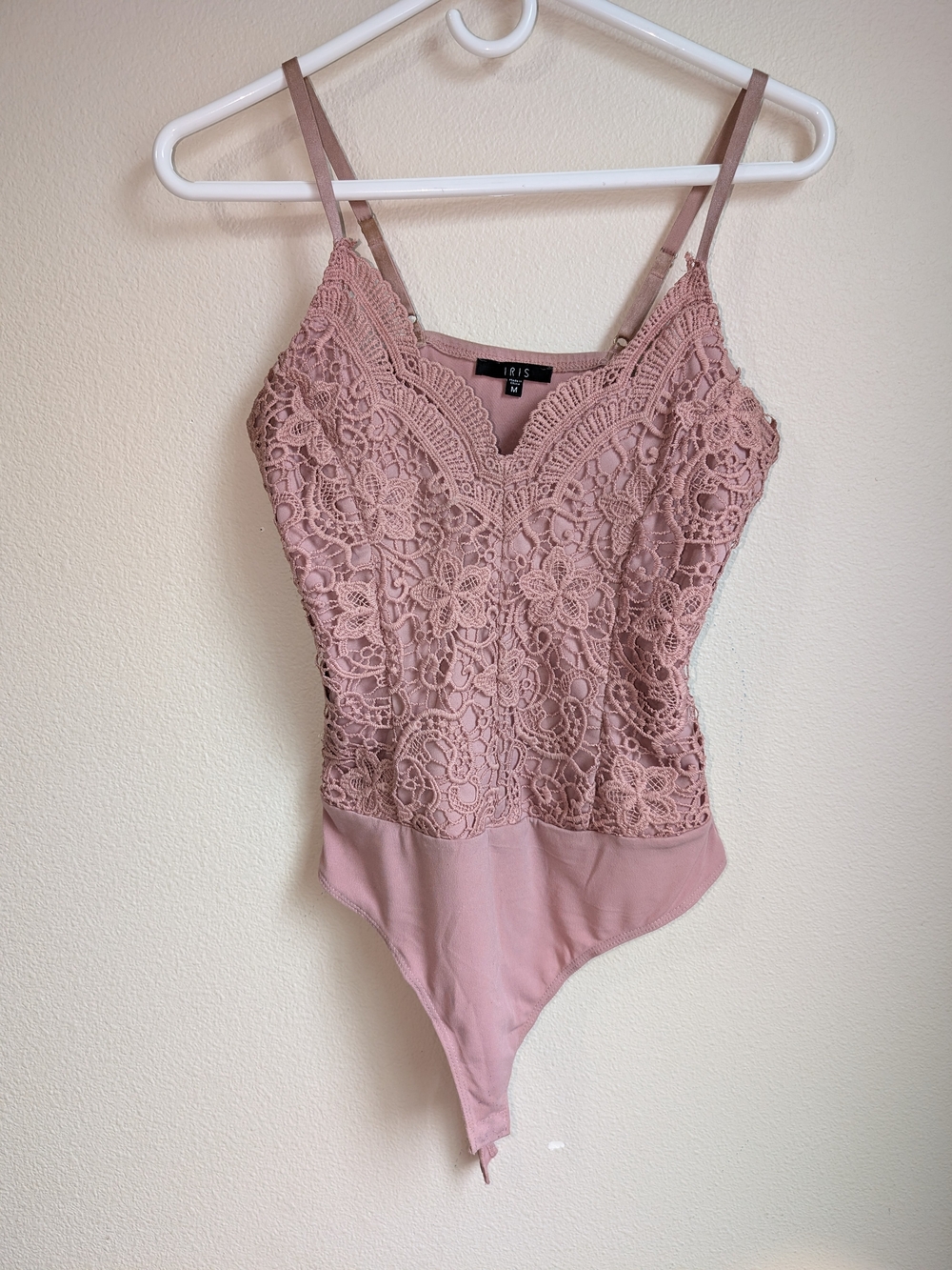 IRIS Blush Pink Crotchet Lace Bodysuit Tank Top Size M
